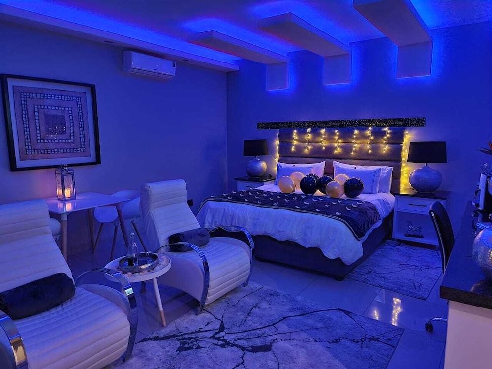 Weston Guest House Presidential Studio Suite 26