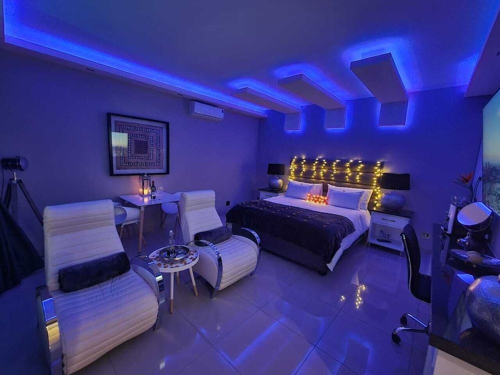 Weston Guest House Presidential Studio Suite 27