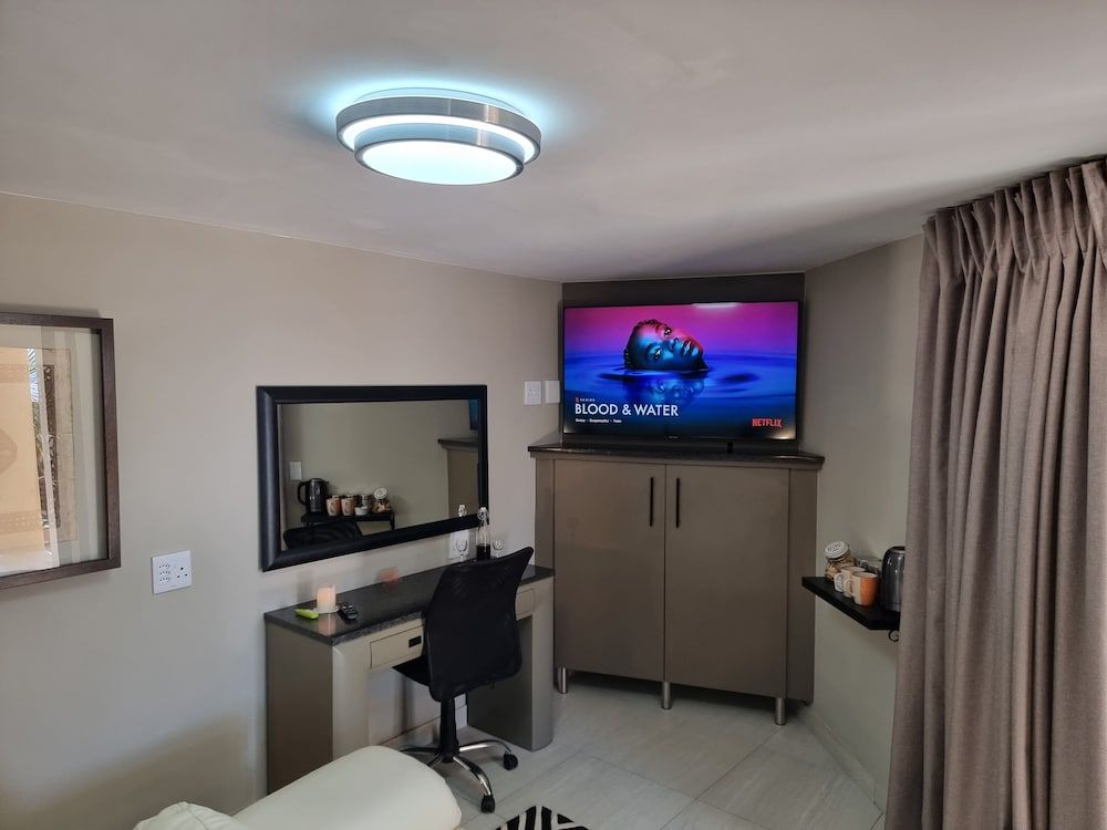 Weston Guest House Luxury Studio 17