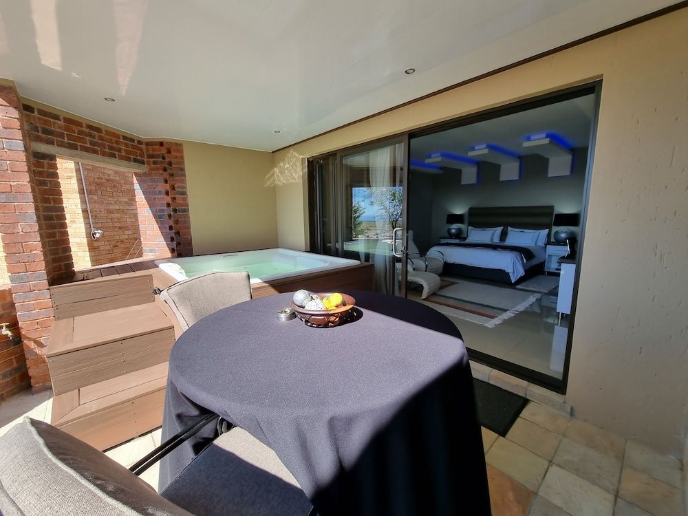 Weston Guest House Presidential Studio Suite 12