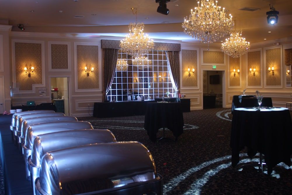 undefined Garden Suite Hotel 8