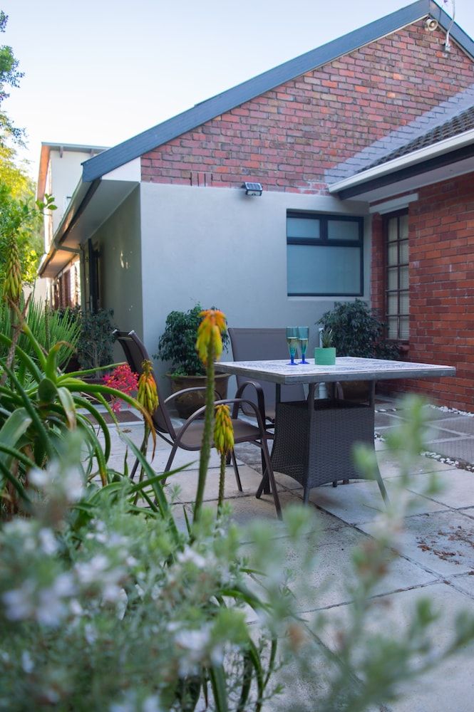 Windsor House Boho Suite 10