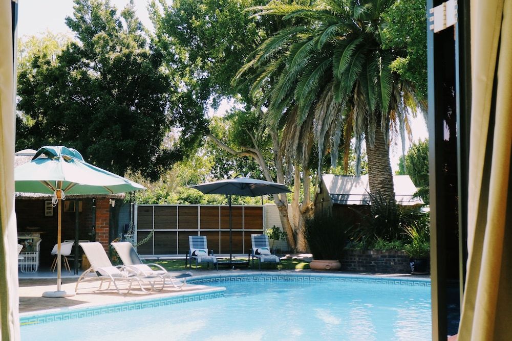 Windsor House Garden Suite 11