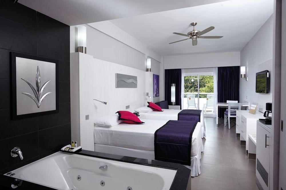 Junior Suite (L)