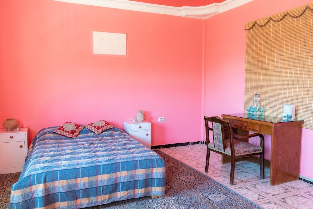 Bedouin Pink EcoHouse - Hostel Basic Double Room, 1 Double Bed, Mountain View 5