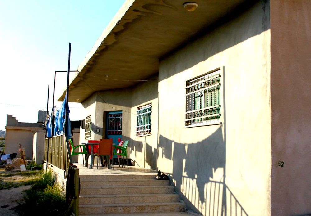 undefined Bedouin Pink EcoHouse - Hostel 4