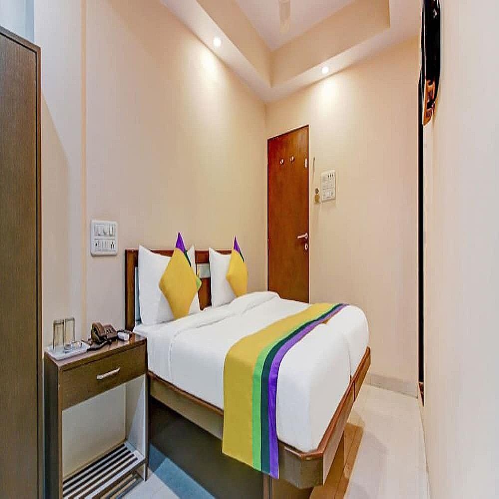 undefined We Stay - Andheri 8