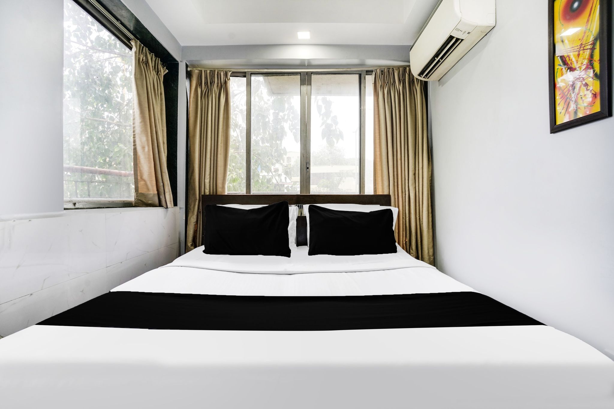 We Stay - Andheri Standard Room