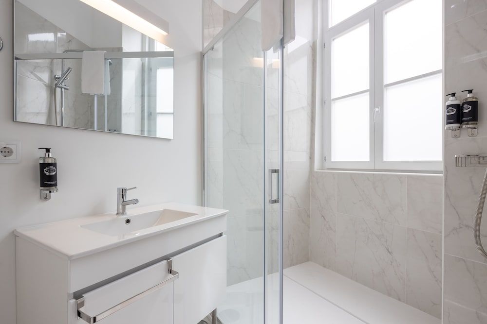 Utopian Hotel Double Room One 6