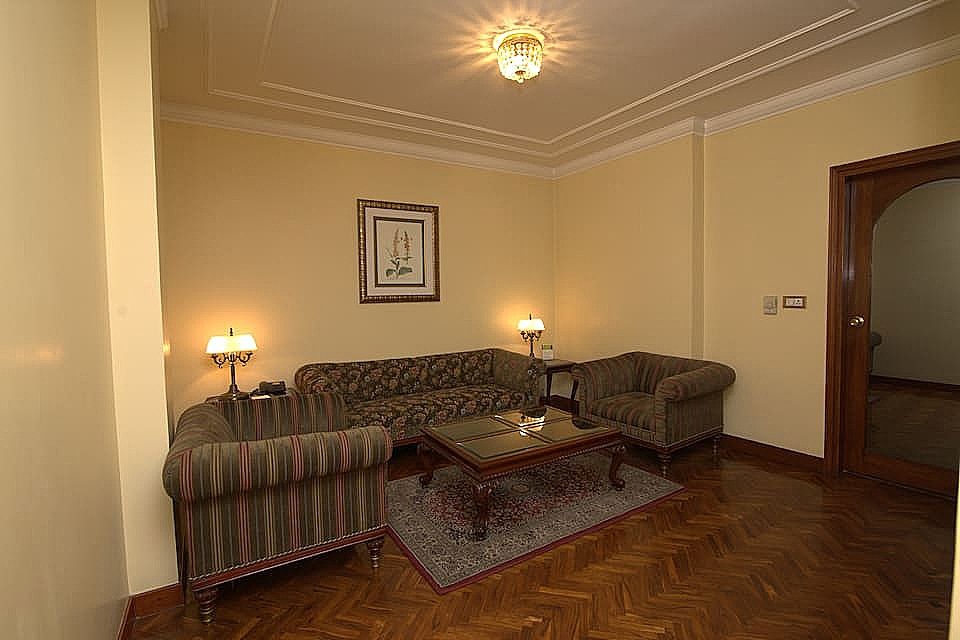 undefined Hotel Dynasty 3