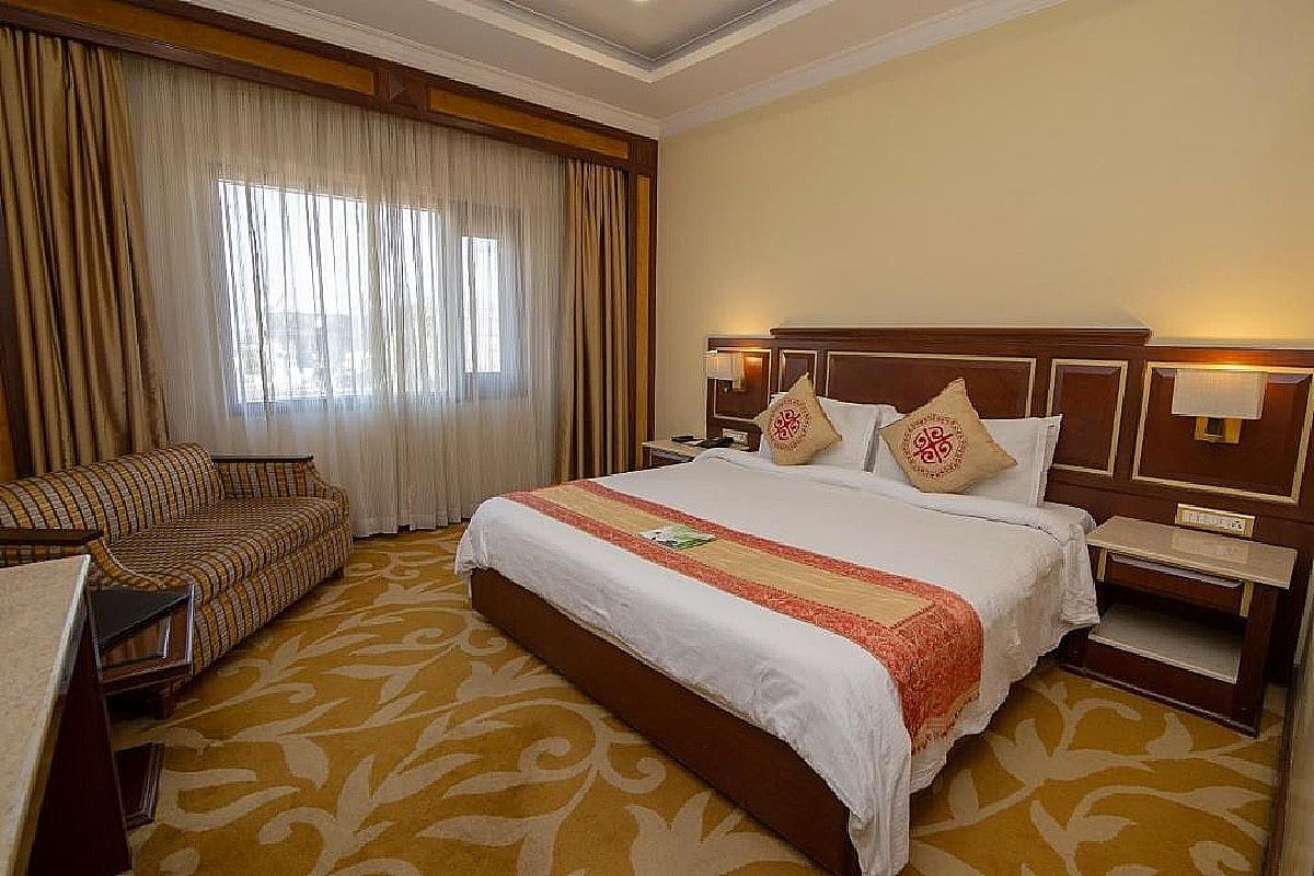 Excellency Room