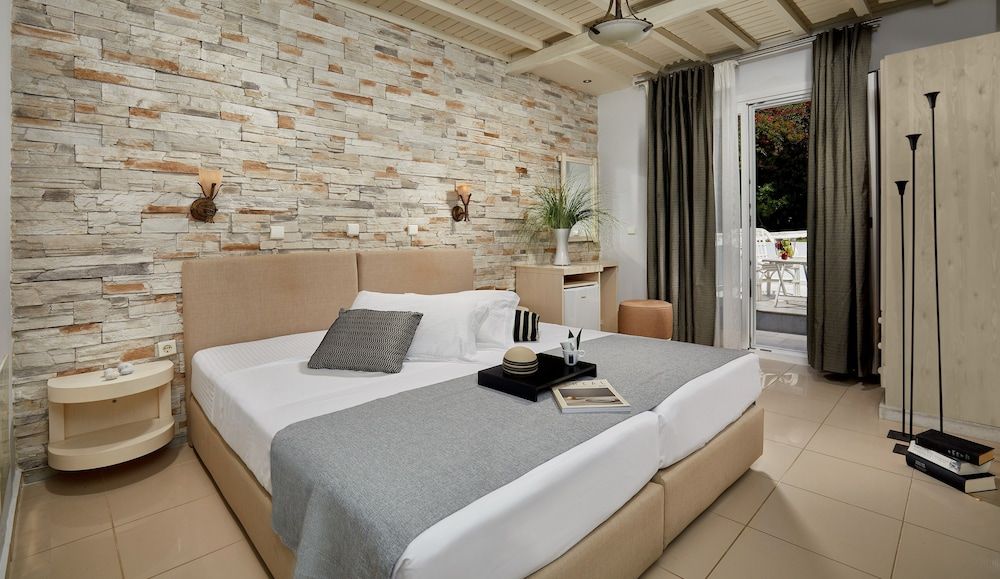 Superior Double Room, Garden View