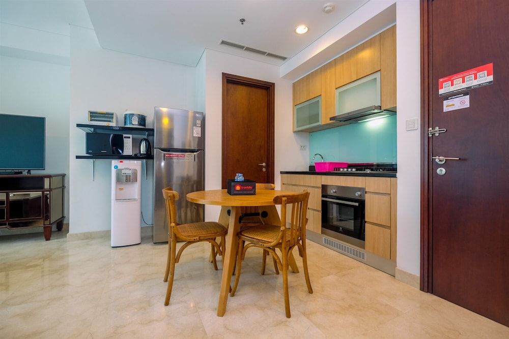 undefined Cozy 1BR with Workspace at Setiabudi Skygarden Apartment 10