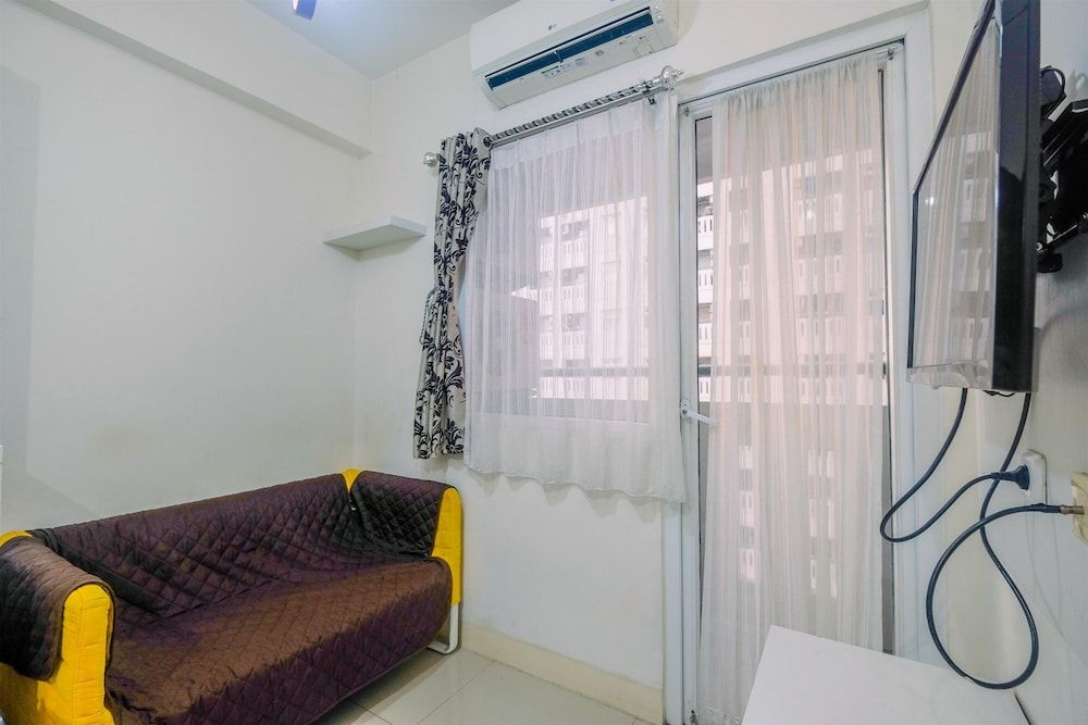undefined Relaxing 2BR at Green Pramuka Apartment 8