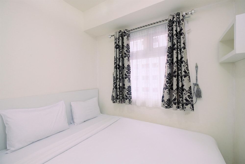 undefined Relaxing 2BR at Green Pramuka Apartment 6