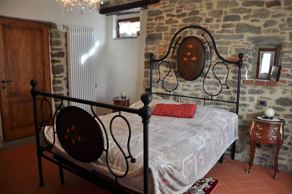Country House Podere Casorbica Double Room 2