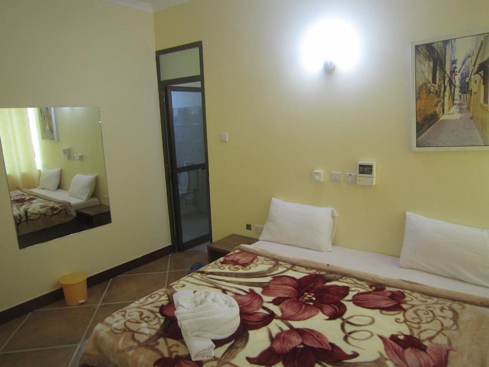 New FQ Motel Deluxe Double Room, 1 King Bed 12