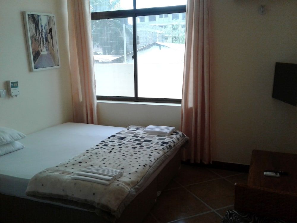 New FQ Motel Deluxe Double Room, 1 King Bed 7