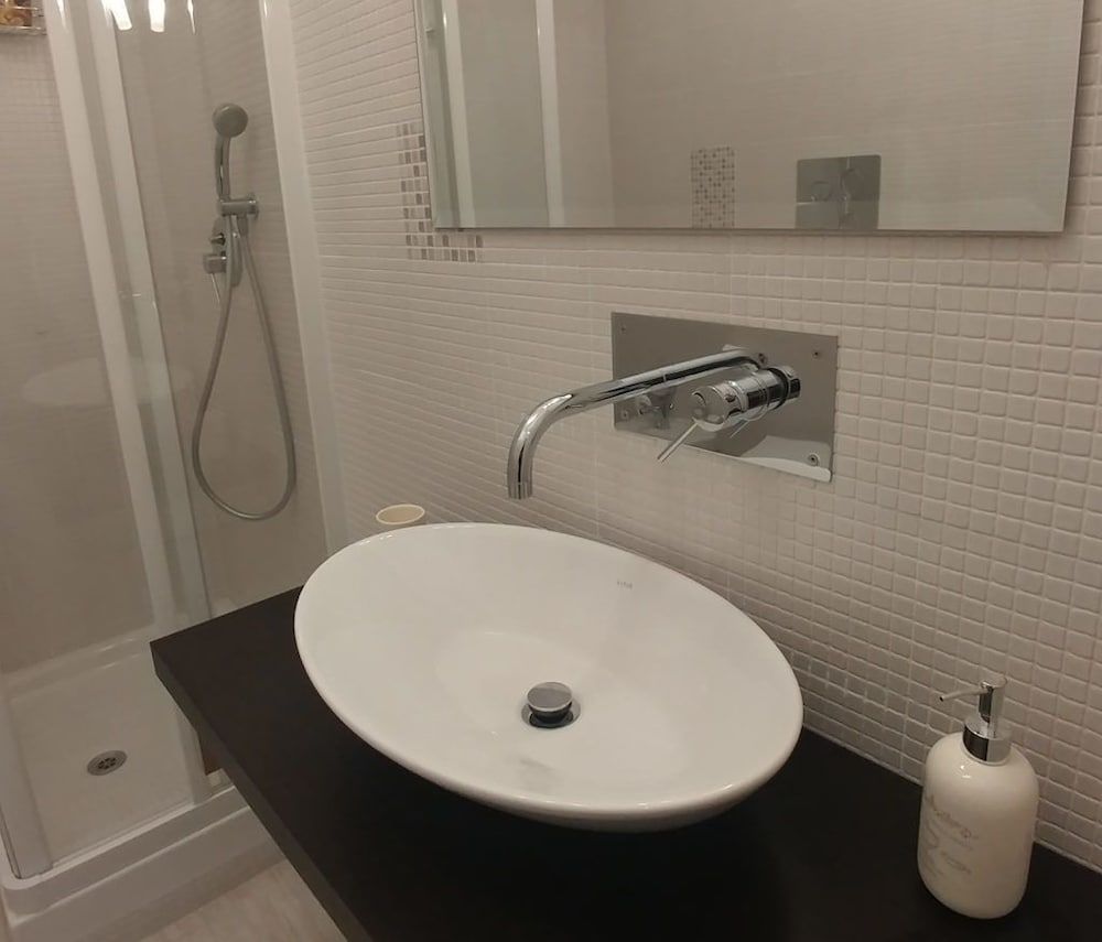 B&B I Portici Double or Twin Room, Private Bathroom 5