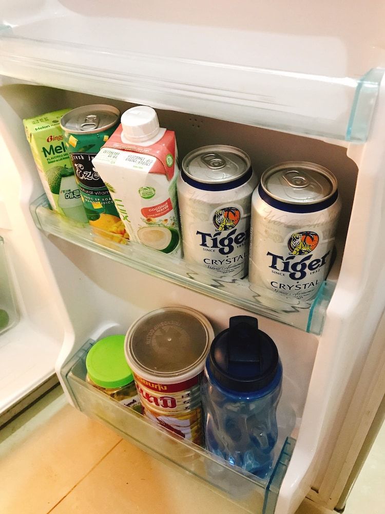 Bee Tropicool Studio 17