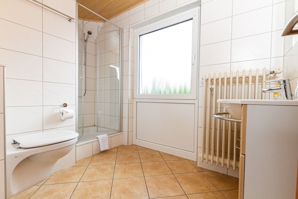 Landhotel Georgshof Double Room, Private Bathroom (mit Balkon) 9