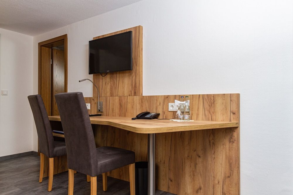 Landhotel Georgshof Standard Apartment, Private Bathroom (A3+) 8