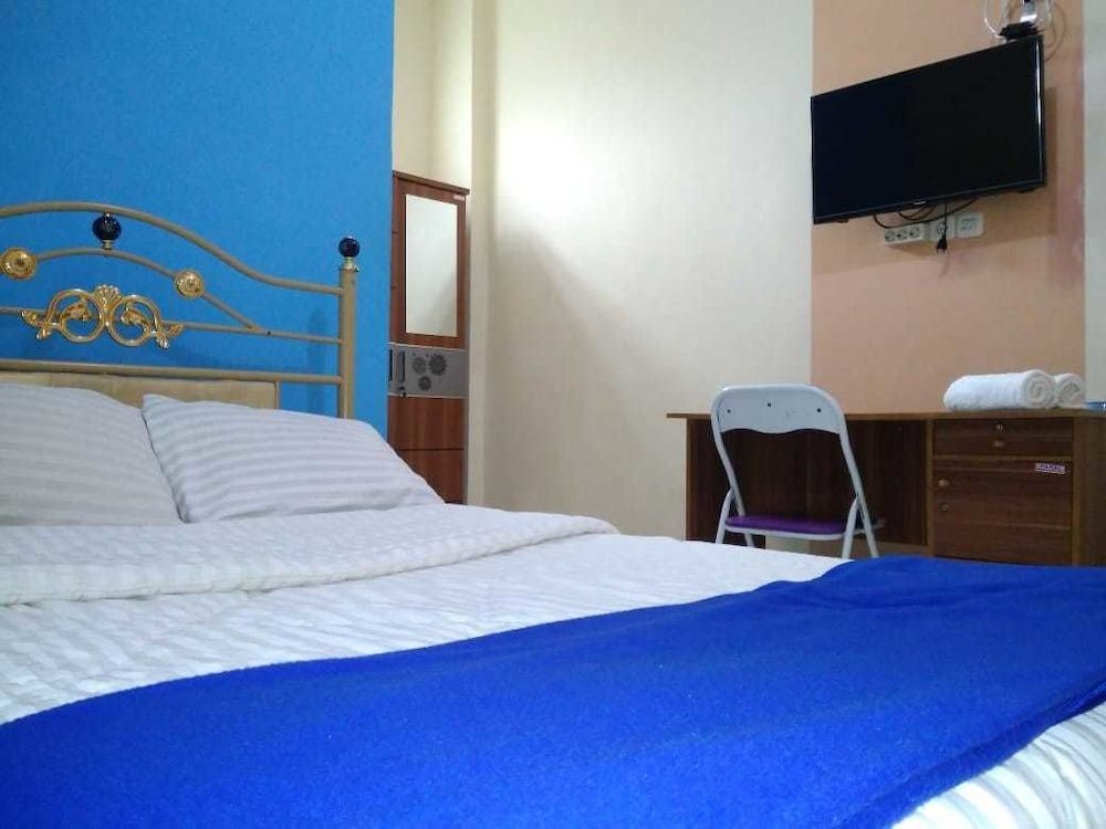 Basic Single Room, 1 Twin Bed (AC)