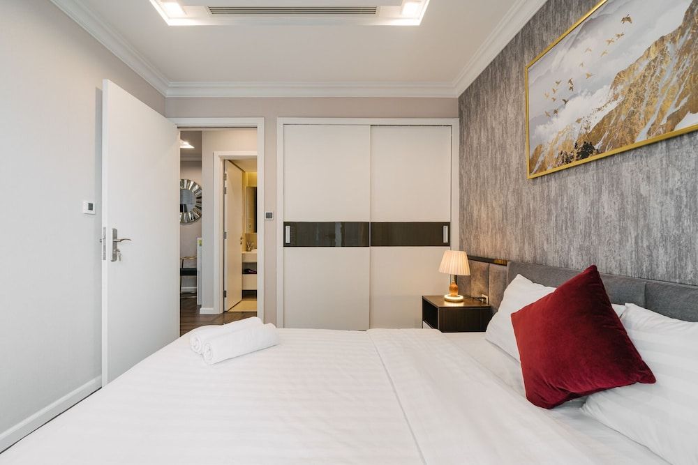 undefined Shendo Vinhomes Metropolis 9