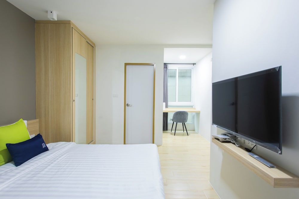 Zayn Express & Suites Deluxe Double Room 7