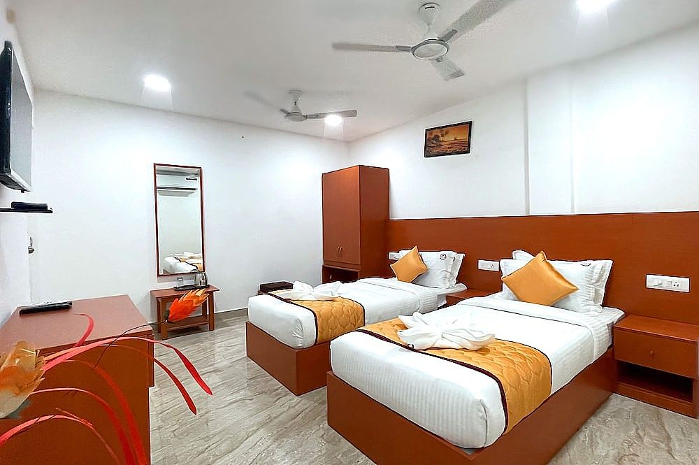 K11 Express - Opp Express Avenue Deluxe Double Room 3