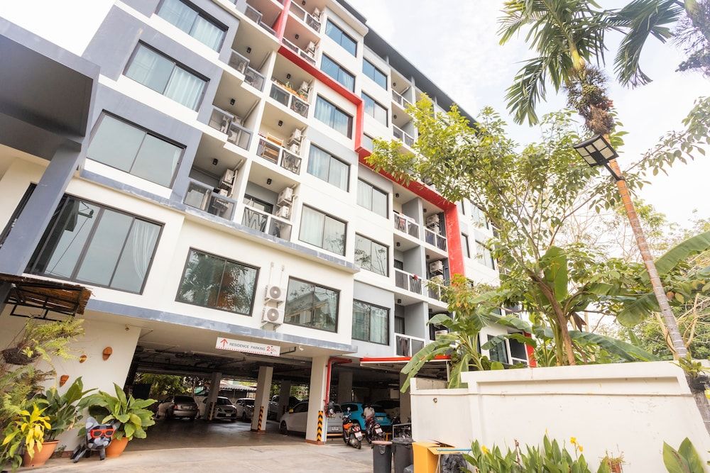 undefined W Living 7