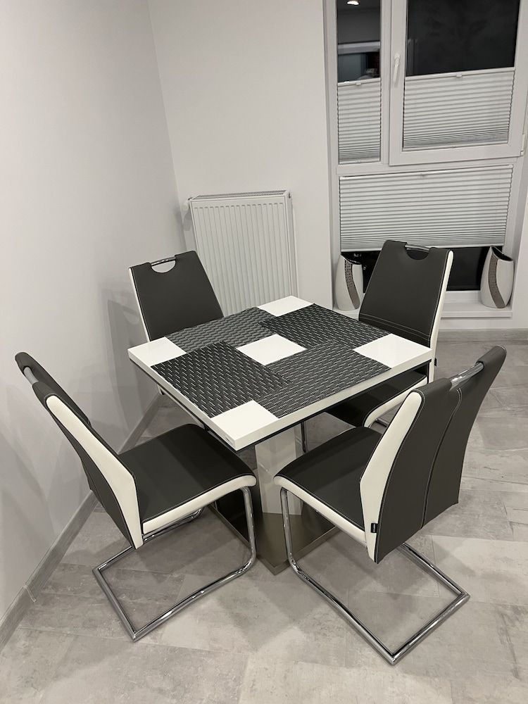 Amazing 2-Room Penthouse Cityview W13 Royal Penthouse 11