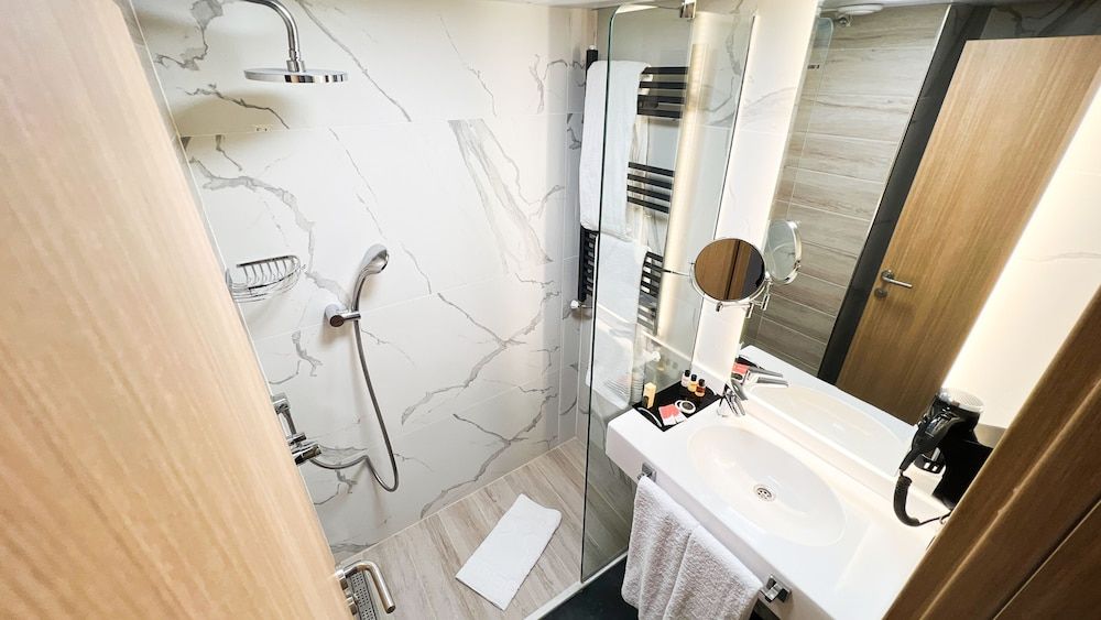 undefined Nira Boutique Hotel 8