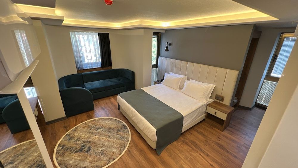 undefined Nira Boutique Hotel 3