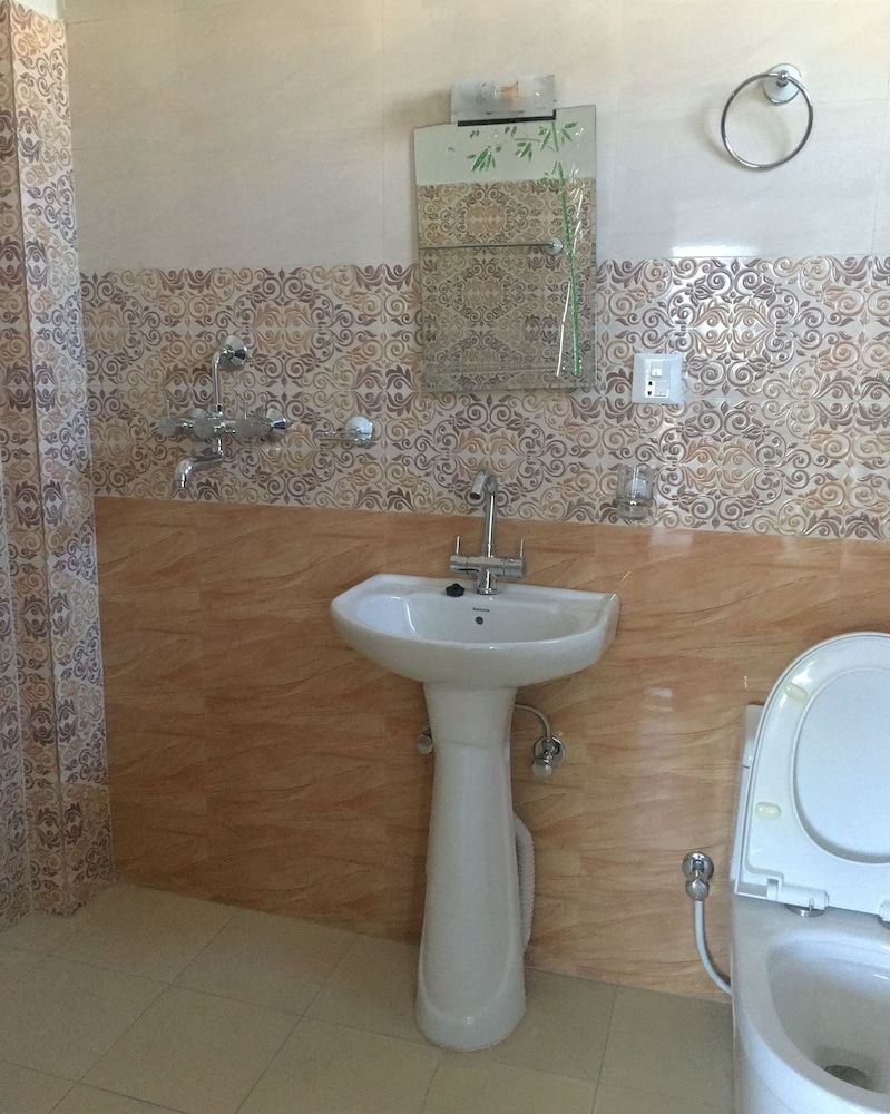 Hotel  Lilyland Deluxe Room 7