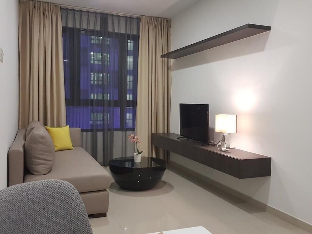 I-City by Landmark Luxury Apartment, 2 Bedrooms 7