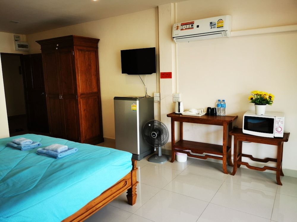 New Sorot House Superior Double Room 11