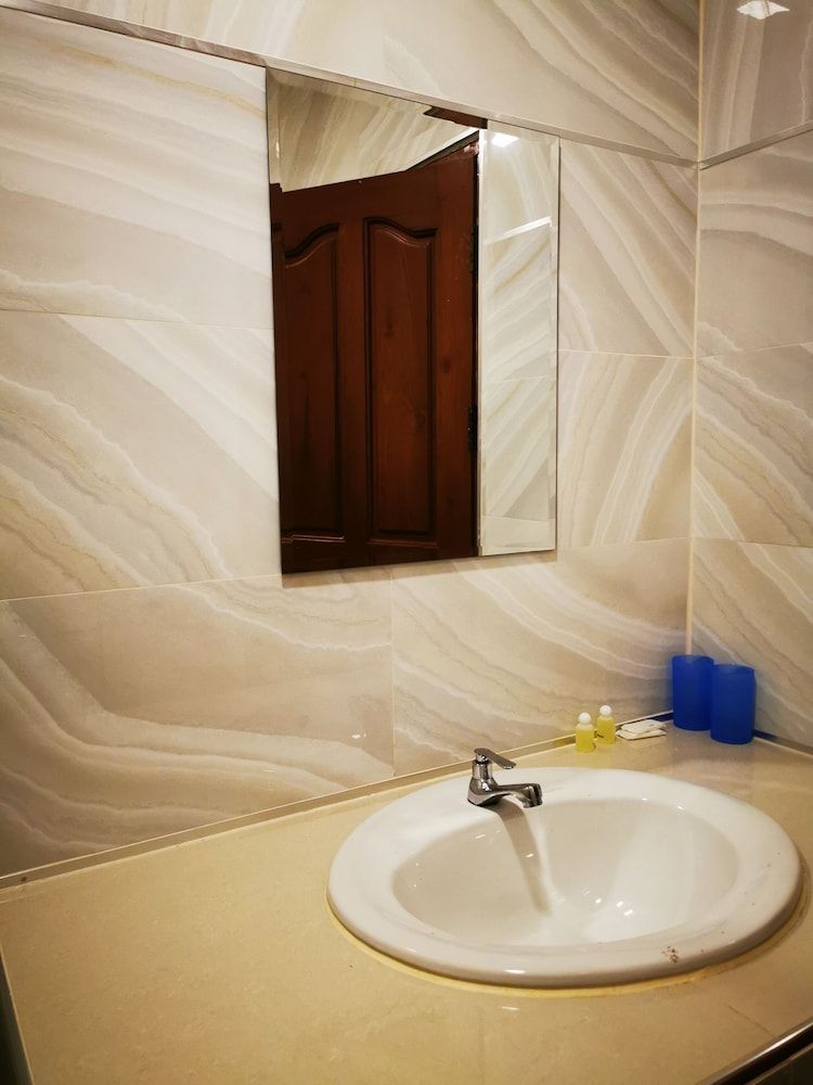 New Sorot House Superior Twin Room 15