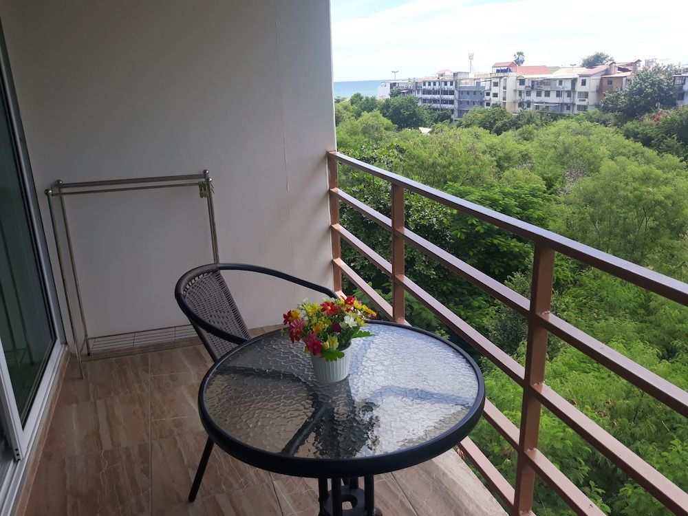 New Sorot House Superior Double Room 14