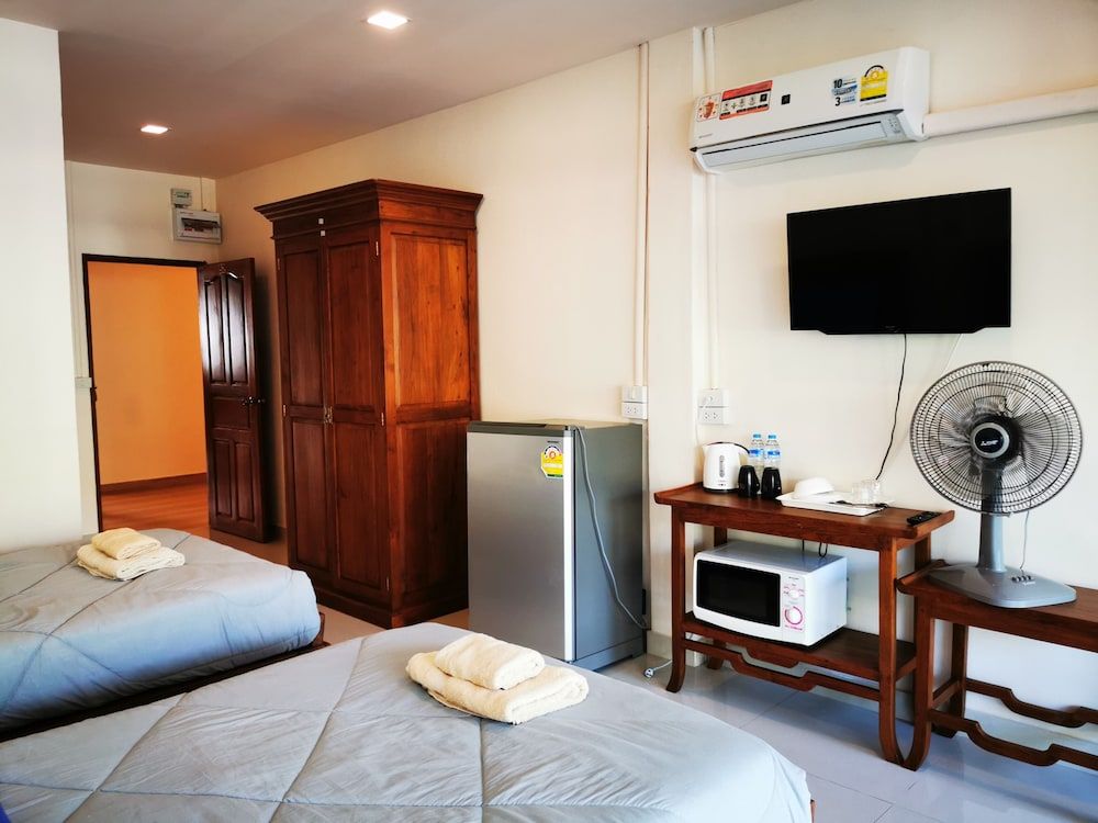 New Sorot House Superior Twin Room 5