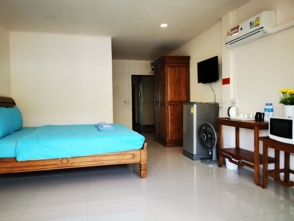 New Sorot House Superior Double Room 9