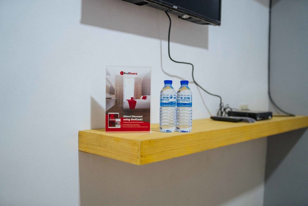 RedDoorz Plus @ Sindalan San Fernando City Double Room 12