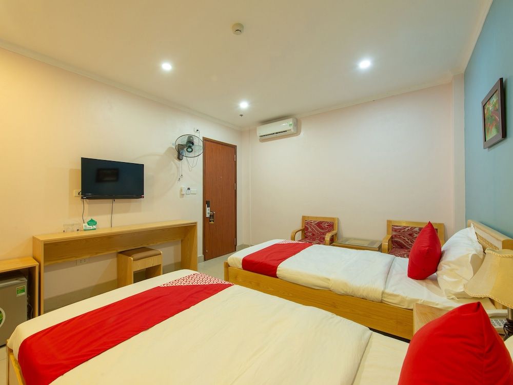 OYO 417 Truong Son Hotel Standard Twin Room 4