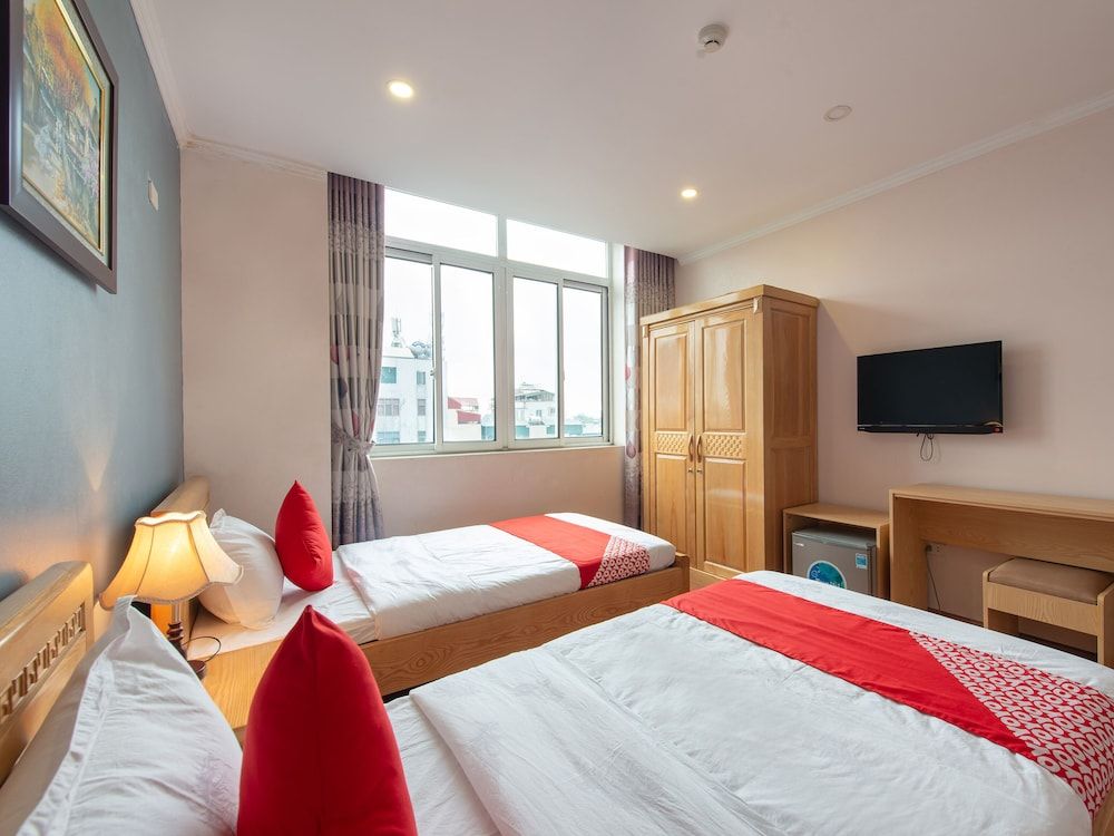 undefined OYO 417 Truong Son Hotel 3