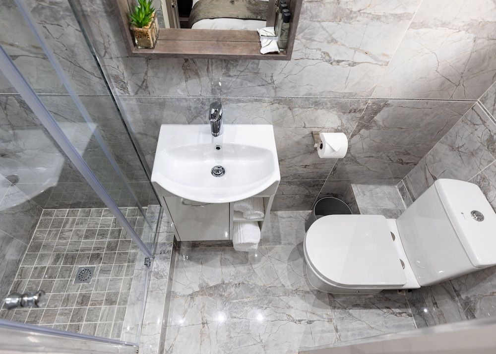 Luxe Suites Boutique Hotel Standard Twin Room 4