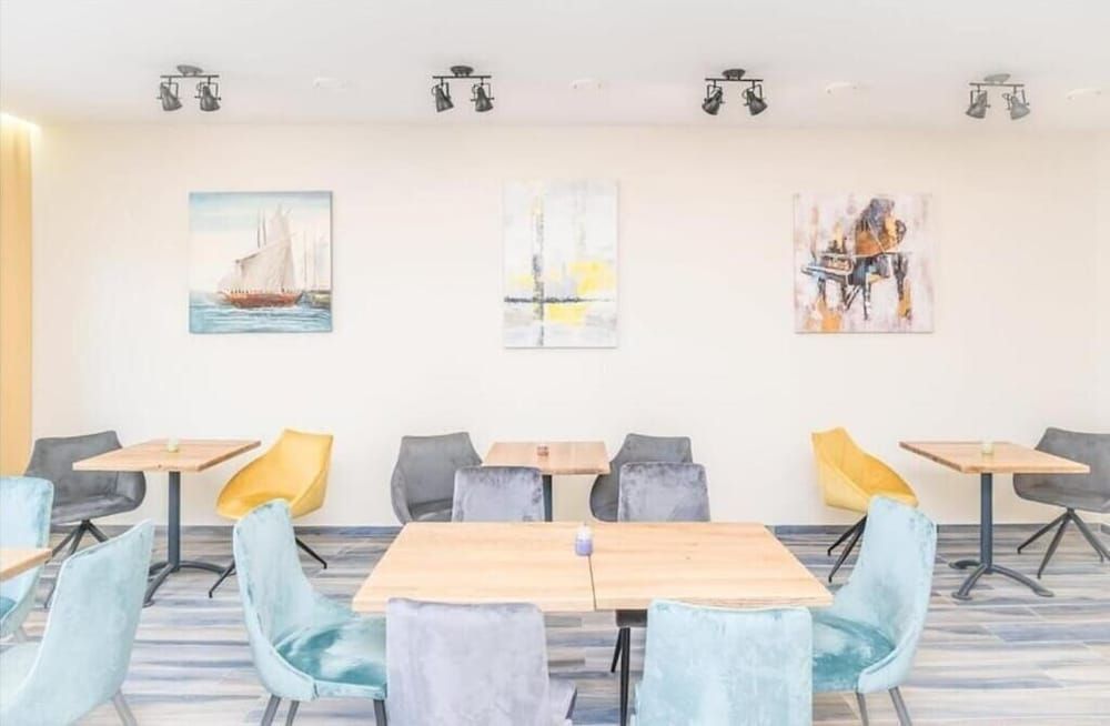 undefined Ai Hostel 9