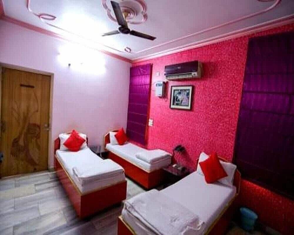 undefined Hotel Shri Ram International 8