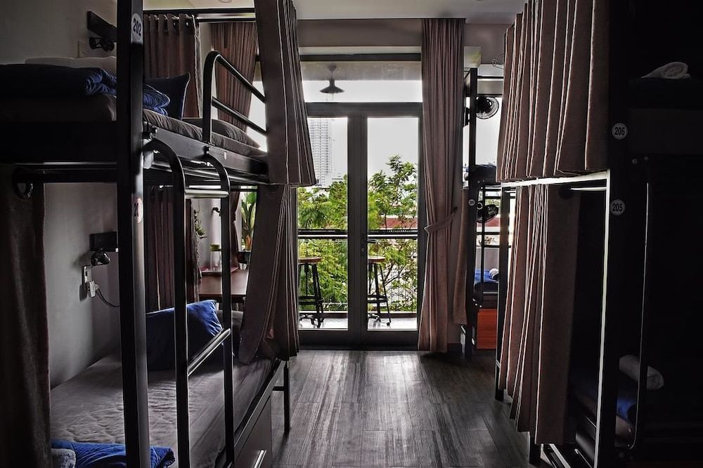 Kon Tiki Hostel Bed in 10-Bed Mixed Dorm 3