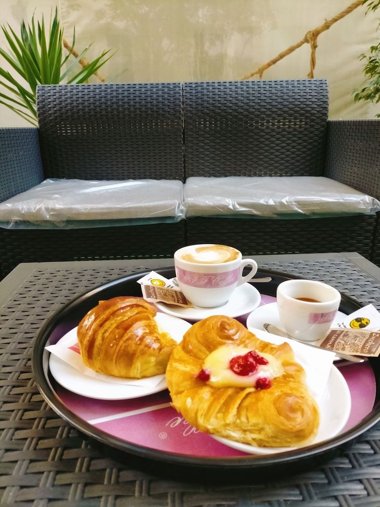 undefined Lanzies Guesthouse 3