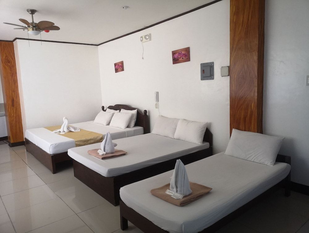 undefined OYO 880 Flores De Musa Inn